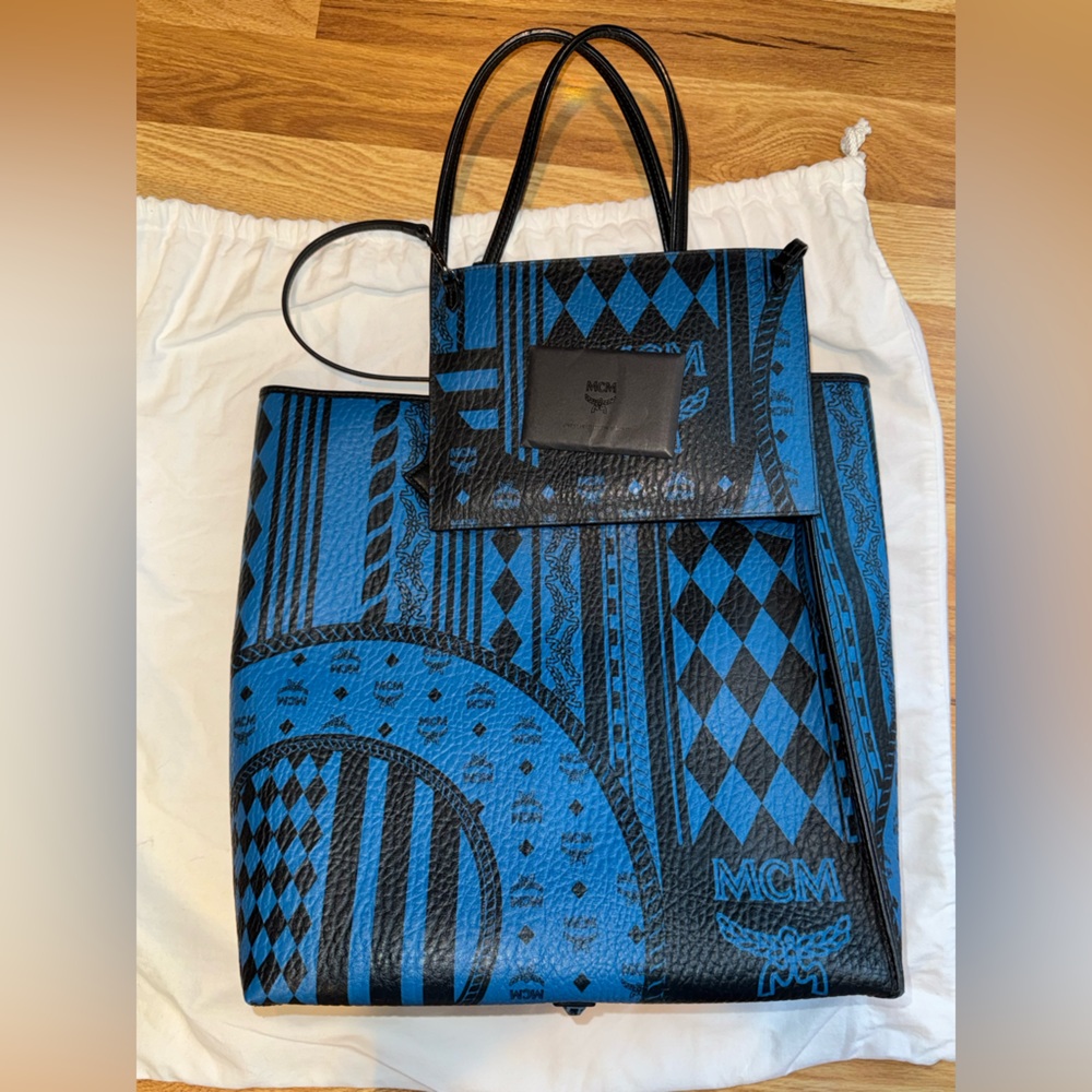 MCM Kira Baroque Print Tote l